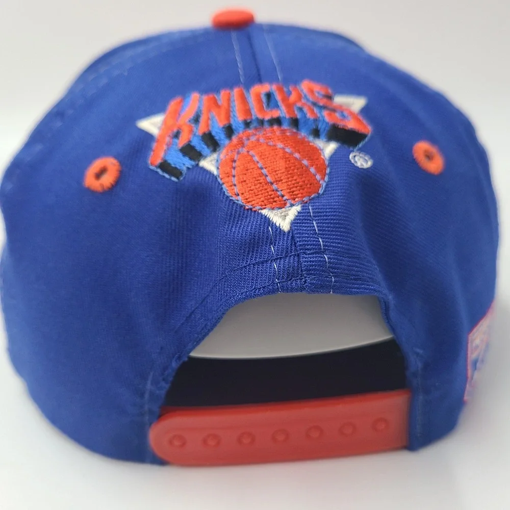 Vintage New York Knicks Hat Snapback (Fits‎ Small) Logo 7 Blue NBA Big Wrap Logo